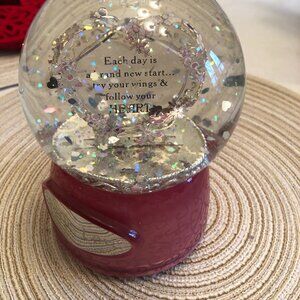 Things Remembered Music Globe "Beffie Love"